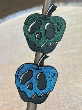 Disney Snow White Evil Queen Poison Apple Skull Color Shift Straw Topper Set